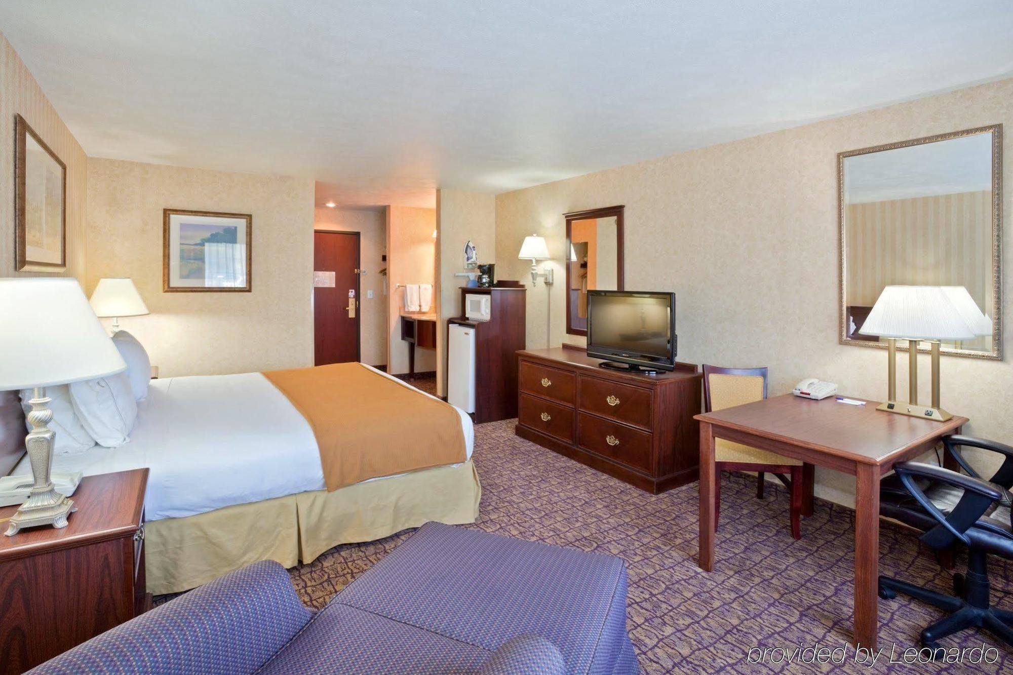 Holiday Inn Express Wenatchee By Ihg Kültér fotó